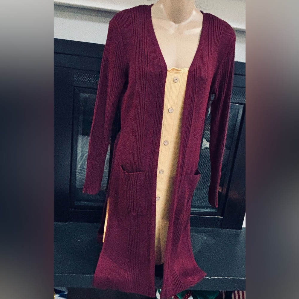Long Open Front Burgundy Knit Cardigan — MED —